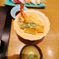 「宝善亭」さんの「旬小箱」の天ぷら|はやとさん