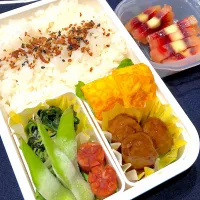 鰹たまごふりかけ、たまご焼き、ウインナー、甘酢肉団子、枝豆、ほうれん草のマヨソテー| きらきらさん