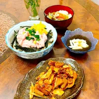 トロたく丼とモツ炒め|ショコラさん