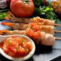 肉巻きエビサルサ