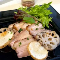 極厚豚バラと根菜のグリル🍽️|由美さん