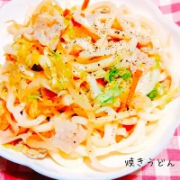 ランチにおすすめ♬焼きうどん|あんみっちゃんさん