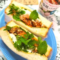 🔷🥕焼にんじんマッシュサラダde あるもんでサンド🥪🔷