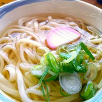 カツオと昆布の出汁がきいた小松うどん🌟んまい|さくらんぼさん