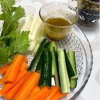 ☆今日のお昼ご飯☆ かにみそバーニャカウダ　サラダ| hamamaさん