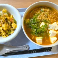 辛ラーメン　高菜レタス炒飯|さゆさん