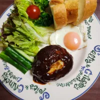 チーズINハンバーグ|ひろにぃさん