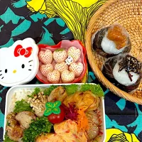 2026,05,04 鶏塩麹焼き🐓と、えのき巻きお弁当さん🍱パールホワイト🍓って言ういちごだって！