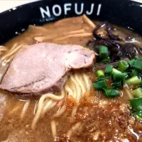 【5/6までの催事出展from
北海道札幌市】 
らーめん つけ麺 NOFUJI
みそラーメン
@東武百貨店池袋店 海明け 雪どけ ぐるめぐり 大北海道展
26117
〈醤57塩21噌󠄀8タ4出11F4冷3チ3混3つ1担1沖1〉| 大脇さん