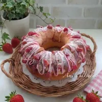 アルモンdeストロベリーリングパン☺️🍓|あみさん