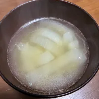 新玉ねぎと生姜のスープ|タベスギパパさん
