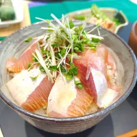 ぶりの漬け丼|あゆみ│ハレシピさん