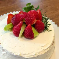 イチゴとメロンのバースデーケーキ🍰