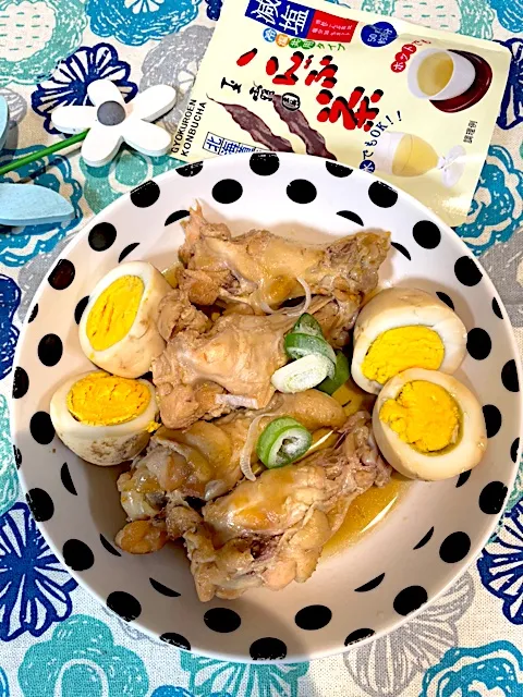 鶏の手羽元と玉子煮🌻|🌼はなちゃん🌼さん