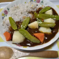 🍛レトルトカレーにレンチン野菜🥔🥕🫛| みよぱさん