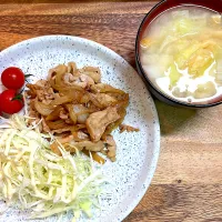ポン酢生姜焼き　キャベツの味噌汁|🍮ぶりゅれ🍮さん