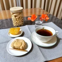 「静寂に溶けるケニアの一杯 〜最中と柑橘を添えて〜」|シュビラさん