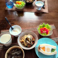 朝ごはん🌄！| まめころさん
