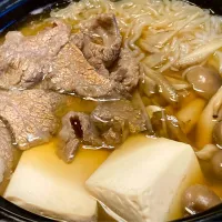 鉄板焼き残り肉で                                    『肉豆腐鍋』|mottoさん