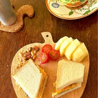 ブランチ♯オムレツサンド|小松菜さん