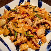 鉄板焼き残り肉で                                  『豚キムチ』|mottoさん