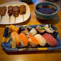 握り寿司🍣と、赤だしと、焼き鳥|もえさん