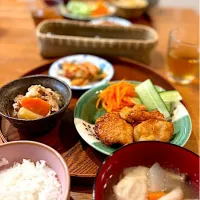 オイマヨチキン、小籠包スープ、肉じゃが、手作り大根キムチ|いちごさん