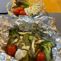 ささみとハラペーニョのホイル焼き、バジルソース