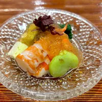 ①5月8日・［和食のコースと思ってたら🤔お寿司が出て来た😅✨］・ 車海老のジュレがけ❣️