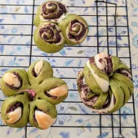 抹茶餡パン