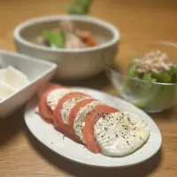 5/8の夕食　カプレーゼ|yoneさん