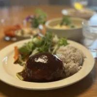 5/9の夕食　ハンバーグ