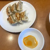 今日の昼ご飯@「中国麺飯食堂 マルナカ」さん②  焼き餃子|なびさん