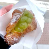 ブーランジェリーグランオム　ぶどうのクロワッサン|四天王さん