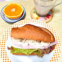 カマンベールチーズとハムのバゲットサンド|うたかた。さん