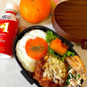 Snapdishの人気料理写真:ハンバーグ弁当