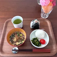 なんでもない日のひとりランチ☀️|みーぬさん