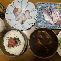 夕食　ハマチ、タコの刺身定食|ATさん