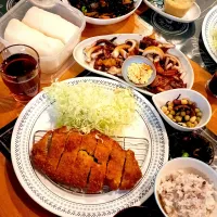 日曜日晩飯　トンカツ𓃟|山木屋さん