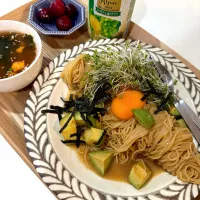 ゆかりさんの料理 アボカドわさび醤油パスタ〜ゼンブヌードル使用〜|ゆかりさん