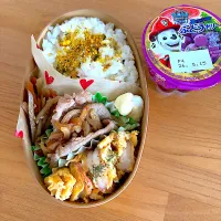 豚の生姜焼き🦐と🥚炒め　金平牛蒡　笹かま🍇ゼリー|JKお弁当さん