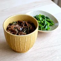 牛炒め丼・オータムポエム炒め