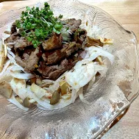 牛肉と新玉ねぎポン酢サラダ🥗| kaoriさん