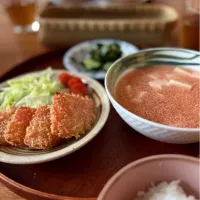 ハムカツ、明太子豆腐、きゅうりわかめ和え| いちごさん