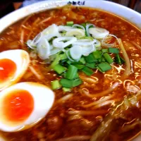 【毎週水曜日は中華鍋調理麺の日】
中華そば 半ざわ 
四川そば〈搾菜と挽肉餡かけ〉 (1,100円) 
＋煮玉子 (がんこ/覆麺智/花木共通
のメンバーカード提示で無料) 
―麺半分
＠西巣鴨2分
(JR板橋駅から徒歩14分)
226126
〈醤62塩23噌󠄀8タ5出11F4冷3チ3混3つ2担1沖1〉|大脇さん