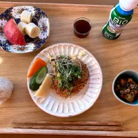 日帰り出張前の早朝ご飯で事件が！|さくたえさん