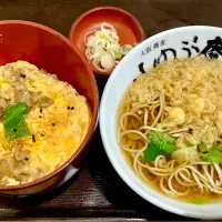 今日の丼・麺好きランチは                                    「他人丼・蕎麦セット」|mottoさん