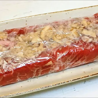 Snapdishの人気料理写真:【安い肉を高級ステーキ🥩に激変させるコツ🎯】～下処理編👆