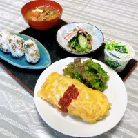grandmaの晩ごはん☆ 今夜はオムレツ
きゅうり🥒の酢の物
スグキ漬けでおにぎりを…
頂きます|kaoriさん