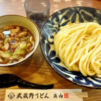 黒肉汁うどん ¥880|Blue Moon Caféさん